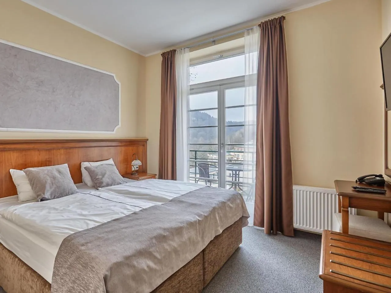 **** Aparthotel Akropolis Apart Hotel Karlovy Vary Czech Republic